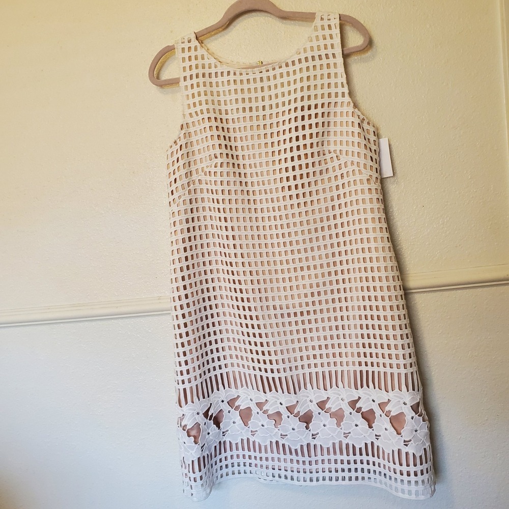 Eliza J Off White Geometric Lattice Lace Shift Dress Floral Hem Size 12 NWT